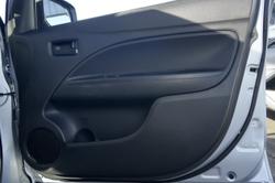 2021 Mitsubishi
Mirage ES