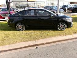 2020 Kia
Cerato Sport