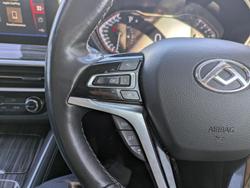2022 LDV
D90 Executive