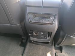 2022 LDV
D90 Executive