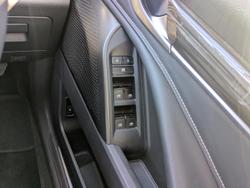2022 LDV
D90 Executive