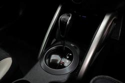 2012 Hyundai
                Veloster SR Turbo