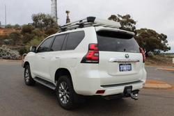 2020 Toyota
Landcruiser Prado VX