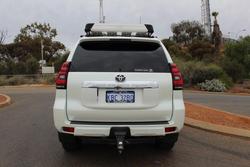 2020 Toyota
Landcruiser Prado VX