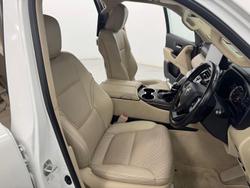 2022 Toyota Landcruiser Sahara FJA300R 4X4 Dual Range Glacier White