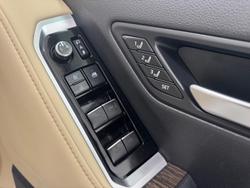 2022 Toyota Landcruiser Sahara FJA300R 4X4 Dual Range Glacier White