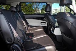 2020 Kia Carnival Platinum KA4 MY21 Aurora Black