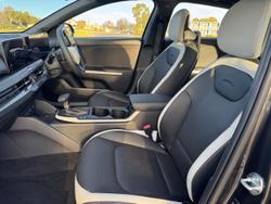 2025 Kia
                K4 GT-Line