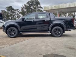 2025 Isuzu
D-MAX