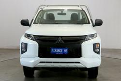 2020 Mitsubishi
                Triton GLX
