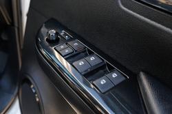 2022 Toyota Hilux Rogue GUN126R 4X4 Dual Range White