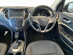 2017 Hyundai
Santa Fe Active