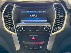 2017 Hyundai
Santa Fe Active