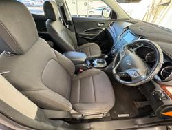 2017 Hyundai
Santa Fe Active
