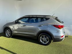 2017 Hyundai
Santa Fe Active