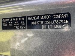 2017 Hyundai
Santa Fe Active