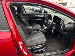 2023 KIA
CERATO SPORT