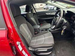 2023 KIA
CERATO SPORT