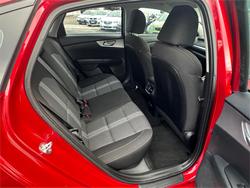 2023 KIA
CERATO SPORT