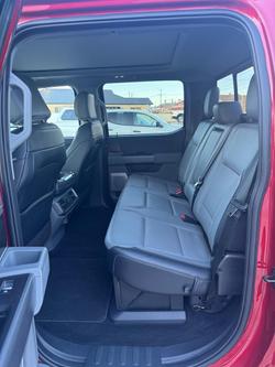 2023 Ford F-150 Lariat MY23 4X4 Dual Range Rapid Red