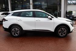 2024 Kia
Sportage S
