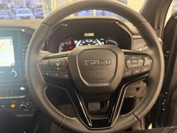 2024 Isuzu
                D-MAX BLADE