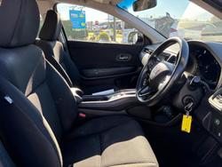 2017 Honda
HR-V VTi