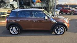 2014 MINI
Countryman Cooper D
