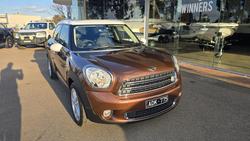 2014 MINI
Countryman Cooper D