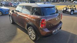 2014 MINI
Countryman Cooper D