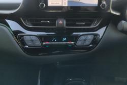 2021 Toyota
C-HR Koba
