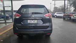 2015 Nissan
                X-TRAIL ST