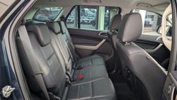 2022 Ford
Everest Trend