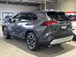 2020 Toyota
RAV4 Edge