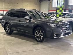 2022 Subaru
Outback AWD Touring