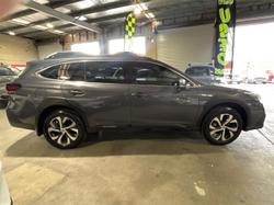 2022 Subaru
Outback AWD Touring