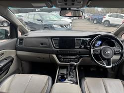 2017 Kia Carnival Platinum