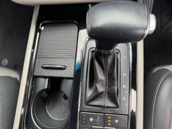 2017 Kia Carnival Platinum