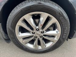 2017 Kia Carnival Platinum