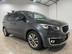 2017 Kia Carnival Platinum