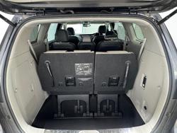 2017 Kia Carnival Platinum