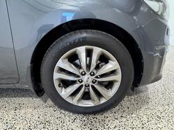 2017 Kia Carnival Platinum