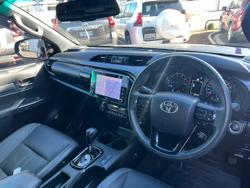 2022 Toyota
Hilux Rugged X