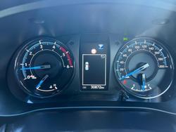 2022 Toyota
Hilux Rugged X