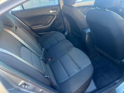 2016 Kia
Cerato Si