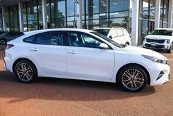 2022 Kia
Cerato Sport
