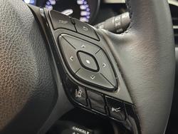 2020 Toyota
C-HR Koba
