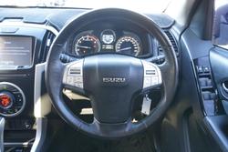 2018 Isuzu
                MU-X LS-U