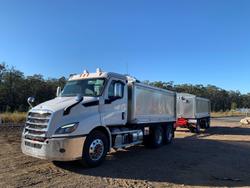 2024 Freightliner Cascadia 116 White