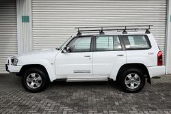 2013 Nissan
Patrol ST